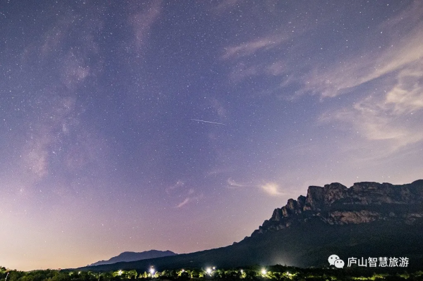 李白,一生好入廬山遊! 李白,一生好入廬山遊!