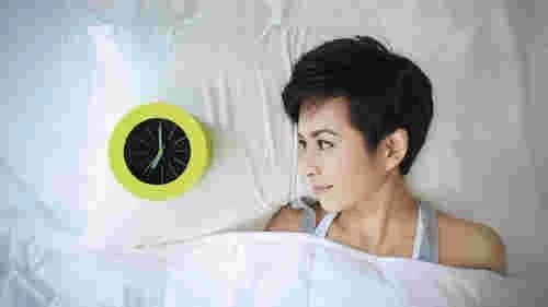 晚上八點後進食,真的會讓你變胖嗎? 晚上八點後進食,真的會讓你變胖嗎?