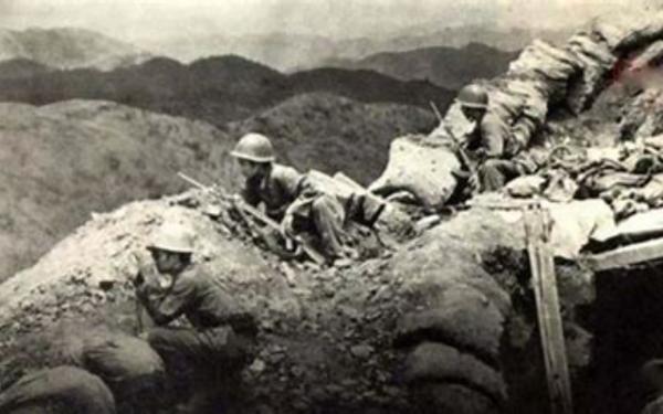 法卡山戰役:最後活下來的戰士相擁而泣,老兵回憶起還心有餘悸 法卡山戰役:最後活下來的戰士相擁而泣,老兵回憶起還心有餘悸