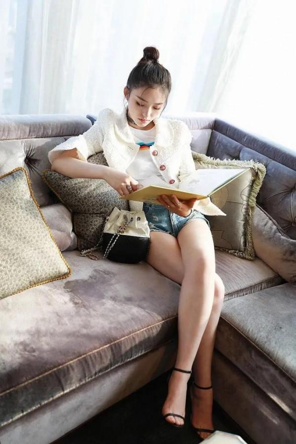 高畫質桌布|甜美清純林允 高畫質桌布|甜美清純林允