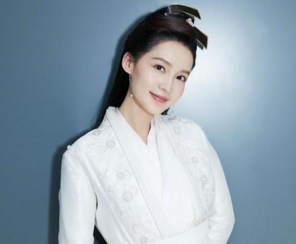李沁稱《慶餘年》後，不想和張若昀再合作，究竟什麼原因？