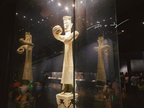 三星堆博物館標誌性文物，被譽為世界銅像之王，仍有許多未解之謎