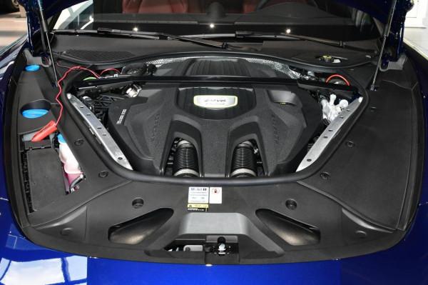 2022款保時捷Panamera鉑金版上市，配置增加，售價111.8萬元起