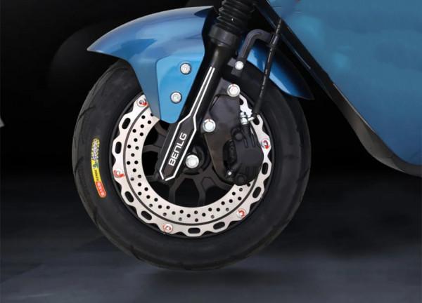 本鈴智速T8電動車評測:搭載1200W專用電機,推背感十足 本鈴智速T8電動車評測:搭載1200W專用電機,推背感十足