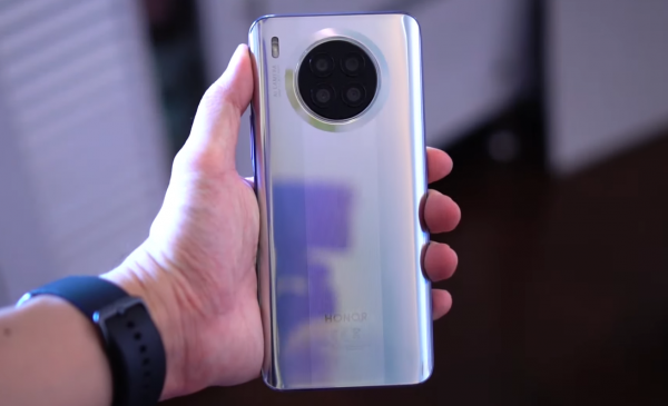 為什麼有的手機要砍掉8+128GB版本？內行人說出其中緣由