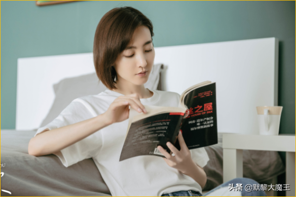 騰訊愛奇藝又“撞檔”,新劇上線僅隔1天,穿越古裝對決都市甜寵 騰訊愛奇藝又“撞檔”,新劇上線僅隔1天,穿越古裝對決都市甜寵