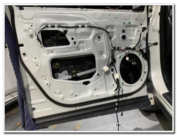 簡單改裝汕頭豐田漢蘭達汽車音響改裝升級,丹拿232 簡單改裝汕頭豐田漢蘭達汽車音響改裝升級,丹拿232