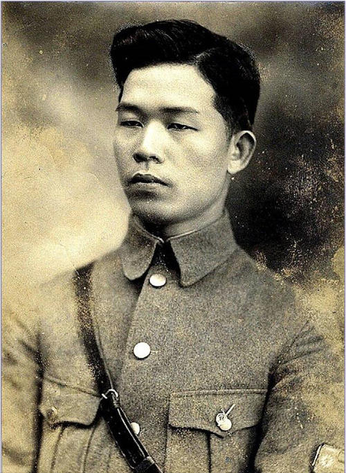 蔣介石曾言：世上只有兩人能取代我，除了毛主席，另一人是誰？