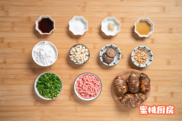 這做法還是頭回見!一捏就好,軟糯頂飽,5塊錢做一大盤 這做法還是頭回見!一捏就好,軟糯頂飽,5塊錢做一大盤