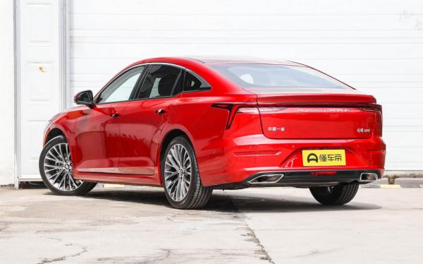 預算10萬還想買掀背轎跑，這兩款車值得一看，都是大廠出品