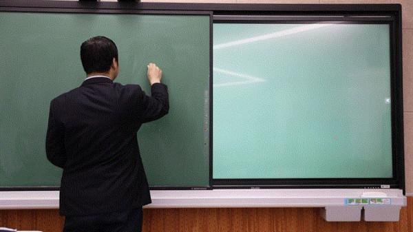 助力智慧校園建設，卡特加特打造新一代智慧教室