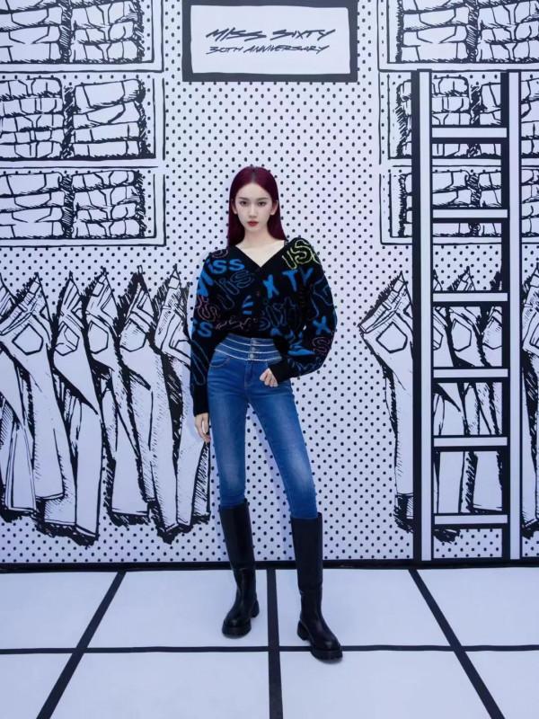 再冷也要穿牛仔褲？進來學江疏影的穿搭秘籍