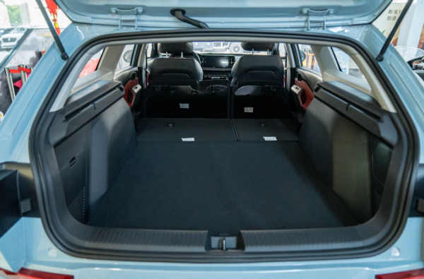 適合年輕人的瓦罐,顏值看齊沃爾沃V60,7.98萬起 適合年輕人的瓦罐,顏值看齊沃爾沃V60,7.98萬起