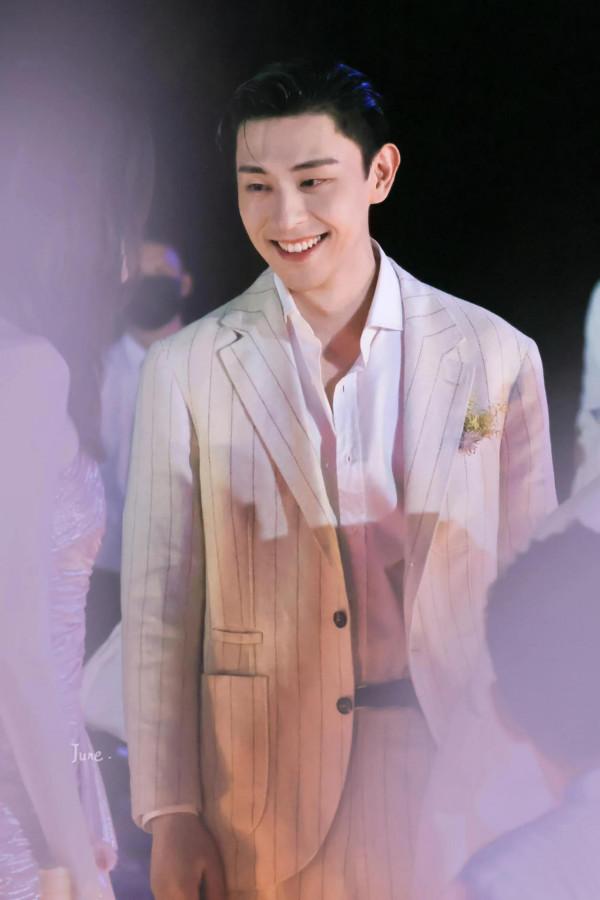 鄧倫 戀愛中的盛清讓魅力十足