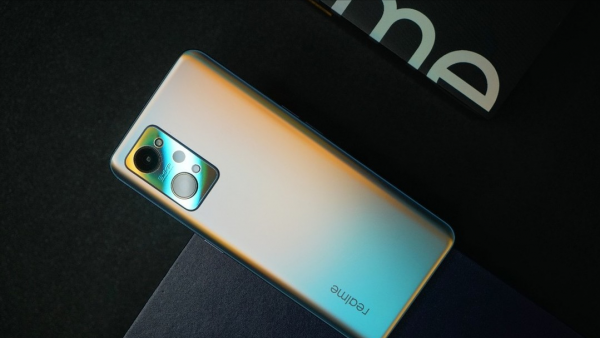 2021年底買手機,為什麼懂行人推薦這4款?最高不到三千 2021年底買手機,為什麼懂行人推薦這4款?最高不到三千