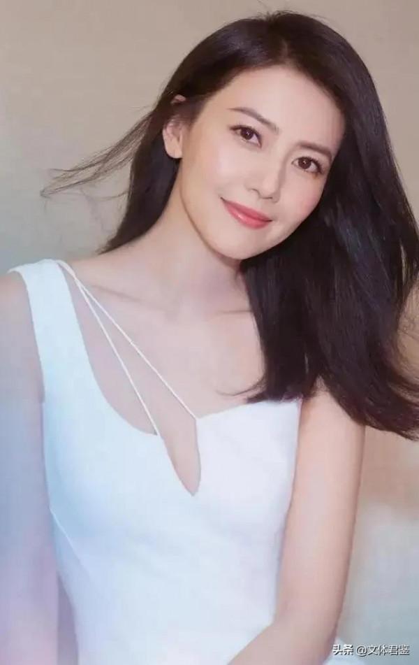 高圓圓365張高畫質美圖，全網直擊美不勝收的“顏值擔當”