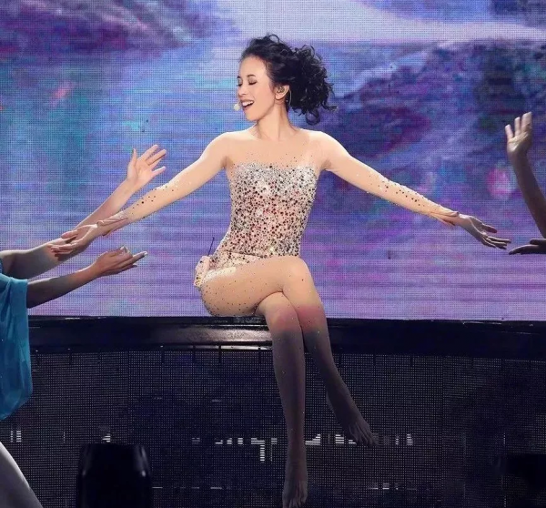 “白晶晶”的腿價值3000萬？別不信，做好這幾點你也能擁有