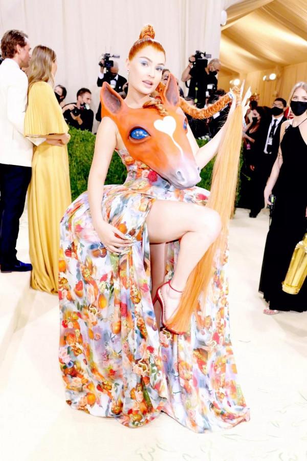 有些晚會,要在中午看,因為早晚會被雷s 有些晚會,要在中午看,因為早晚會被雷s