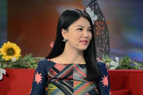 “湖南一姐”李湘的毀滅史，走到今天這個地步又能怪誰呢？