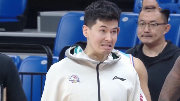 李楠一分鐘兩次神戰術 罰球罪人王仕鵬附體 解說員焦健說出關鍵問題