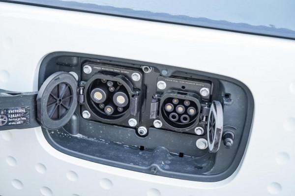 尤拉黑貓:微型車,續航351km,造型飽滿圓潤 尤拉黑貓:微型車,續航351km,造型飽滿圓潤