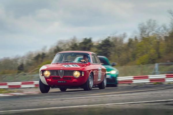 比四葉草更強，高唱懷舊之歌的阿爾法·羅密歐Giulia GTAm | CAR REVIEWS