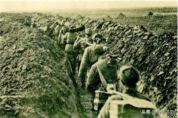 1947年，劉伯承鄧小平身陷絕境，一名地下黨員悄悄讓出一條生路