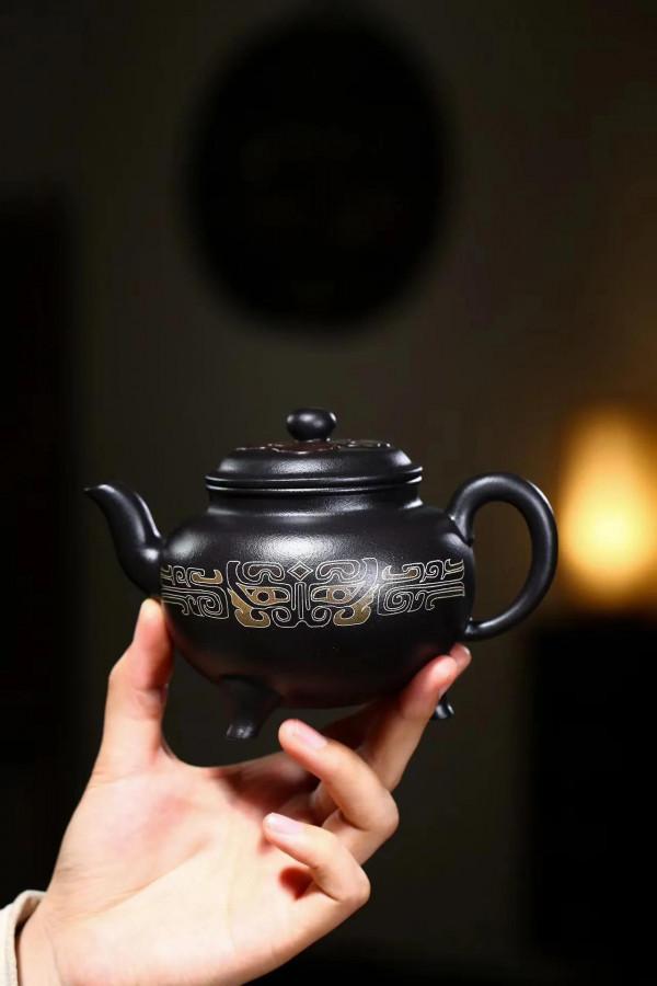 「大彬如意」（鑲嵌銀絲工藝）原礦一廠高黑料350cc秦國萍