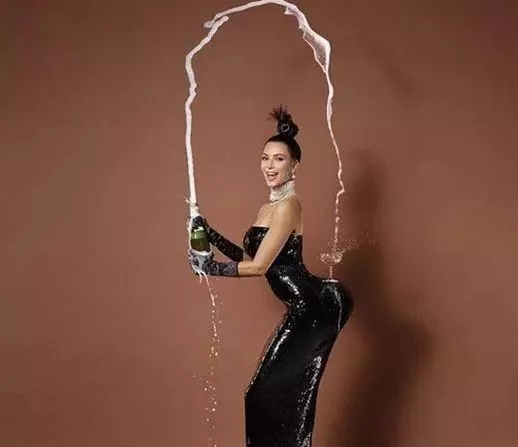 床上多放一個枕頭,竟能護腰保膝?!快來學習 床上多放一個枕頭,竟能護腰保膝?!快來學習