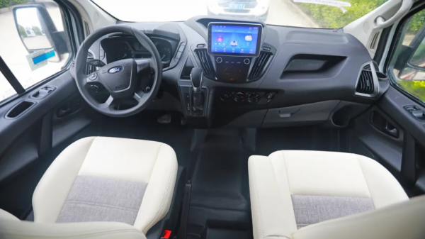 法美瑞福特T型房車-福牛一號榮耀迴歸 可商務可輕旅居