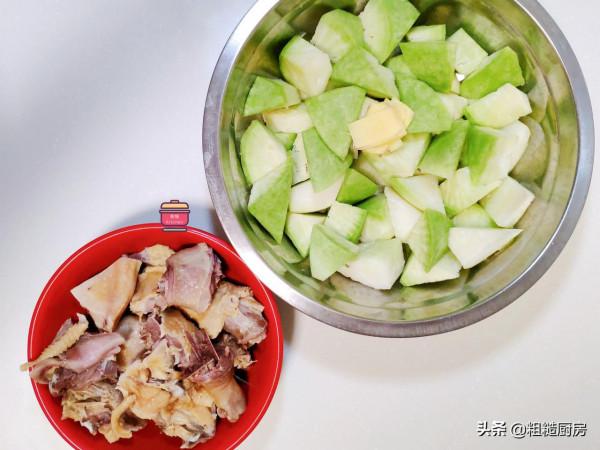 冬天寒冷乾燥，要多喝這道湯，營養滋潤不油膩，驅寒暖胃身體棒