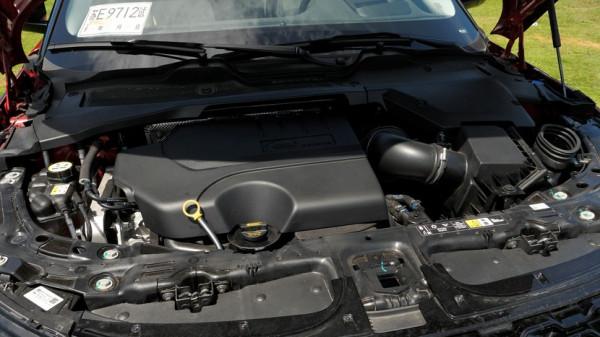 十年前的網紅加價路虎，空間更大顏值更高，極光L是不是你的菜？