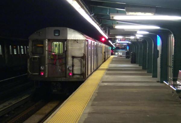 10月13日，美對俄釋放核威懾；得州佛州反對白宮；華盛頓地鐵脫軌