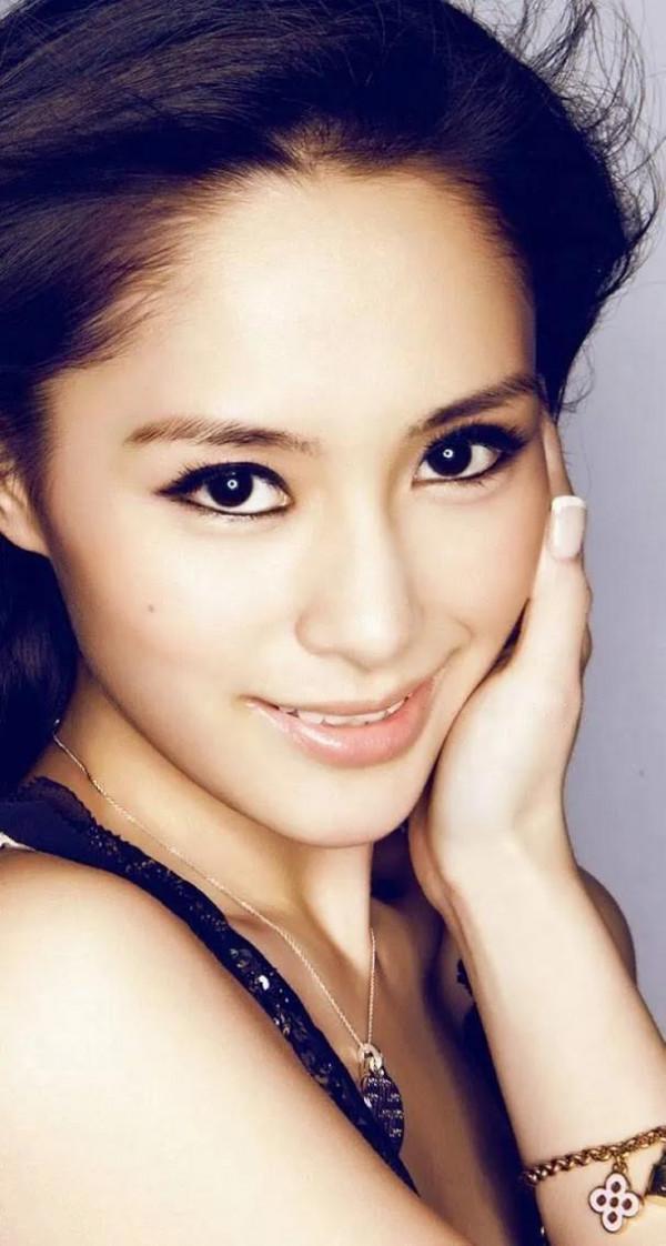 阿嬌（鍾欣桐）寫真集