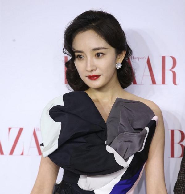 明星百萬修圖師名副其實？有的技術堪比&OpenCurlyDoubleQuote;換頭&rdquo;，有的卻越修越醜