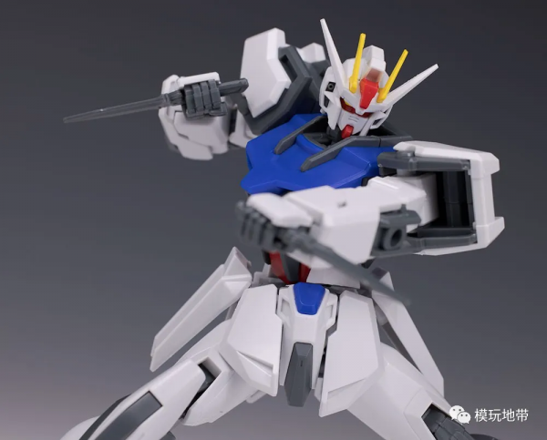 模玩測評：EG 強襲高達 簡裝版 日站評測