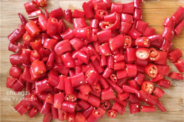 秋天又該做辣椒醬了！學會這個做法，香辣解饞，老乾媽都不想買了