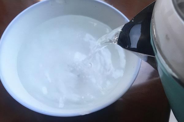 長期喝&OpenCurlyDoubleQuote;電熱水壺&rdquo;燒的水，會給身體帶來影響嗎？建議瞭解一下