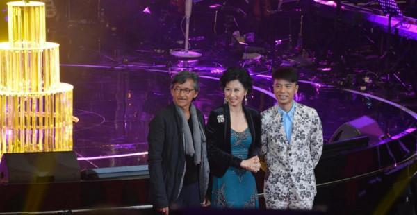 師徒戀，婚後分房睡，歌壇“楊過小龍女”結婚24年，活成神仙眷侶