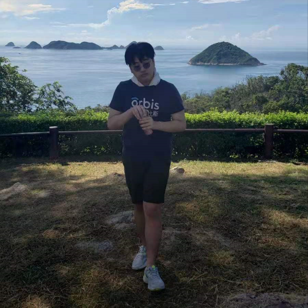 《爸爸去哪兒》萌娃們現狀，石頭魁梧，貝兒全能，費曼胖到認不出