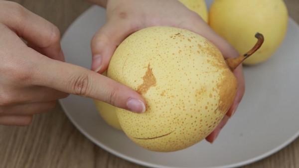 秋冬季節，要多吃這5種水果，對人體大有好處，看完記得告訴家人