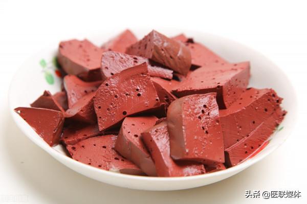 吃完豬血排黑便,說明它能排毒?3招幫您排出體內毒素 吃完豬血排黑便,說明它能排毒?3招幫您排出體內毒素