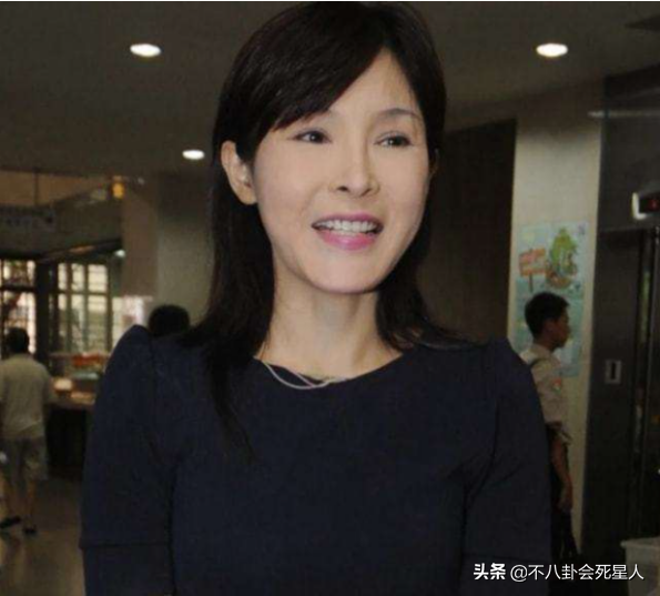 8位出家為尼的女星，未婚生字、被騙財產、愛上渣男，各有各的苦