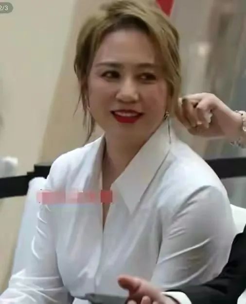 馬麗產後現身，胖成中年大媽，網友：胖得太真實了