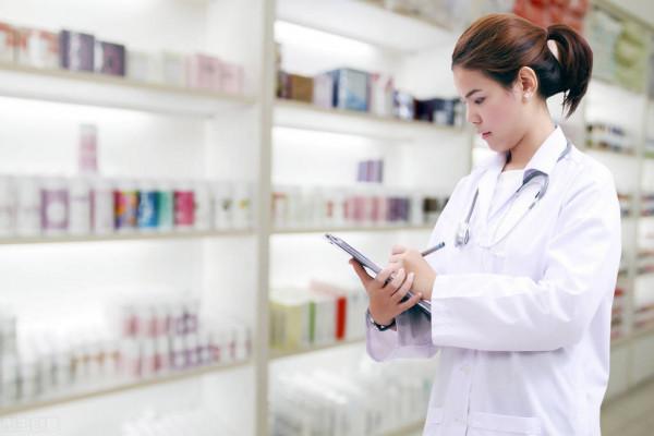 常吃骨化三醇、阿法骨化醇、阿侖膦酸鈉，這4個問題您一定要知道