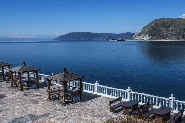 歡迎來到美麗富饒的貝加爾，中俄友誼長存