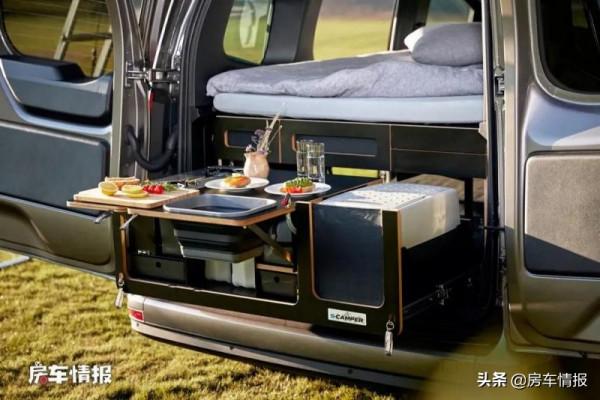 新款賓士露營車,雙層設計可睡4人帶小廚房,20多萬上班也能開 新款賓士露營車,雙層設計可睡4人帶小廚房,20多萬上班也能開