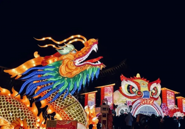 京城元宵活動 &vert; 夜遊古色古香的繁華燈影，提燈入夢鬧元宵