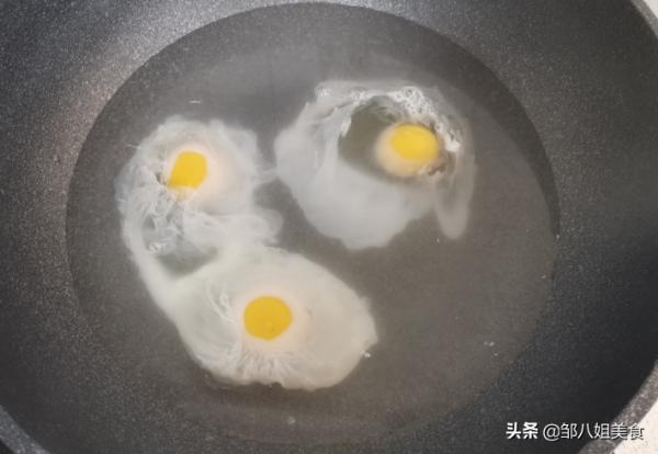 煮荷包蛋​，不要水開馬上下鍋！教您正確做法，完整不散，鮮嫩好吃