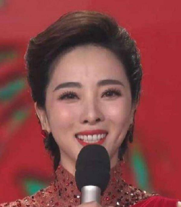 內娛“假鼻子”大PK，誰的假到逆天，誰的越整越殘？